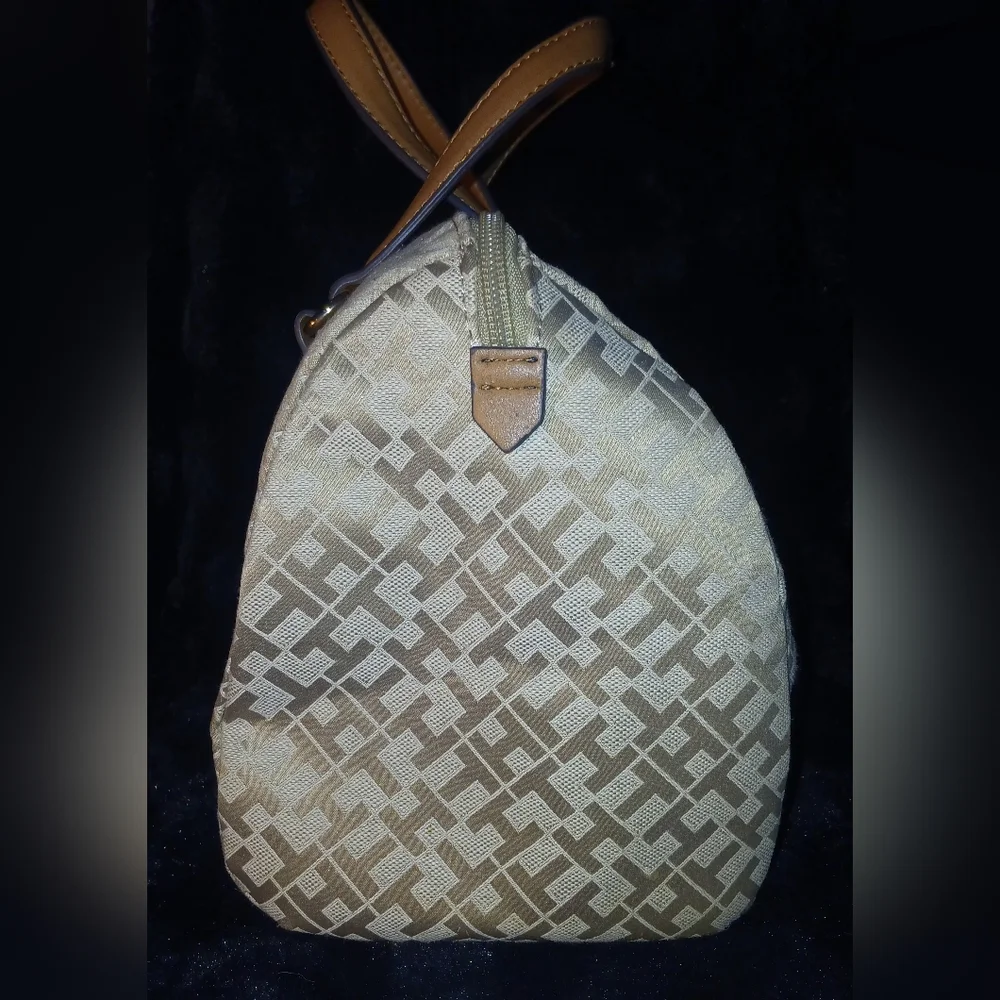 Stylish Beige and Brown Bag